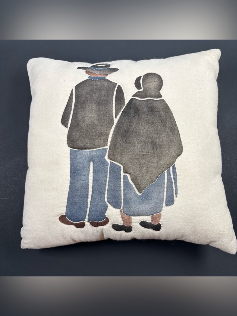 Vtg Amish Folk Art Throw Pillow Faceless Couple PA Dutch Country Primitive 12x12